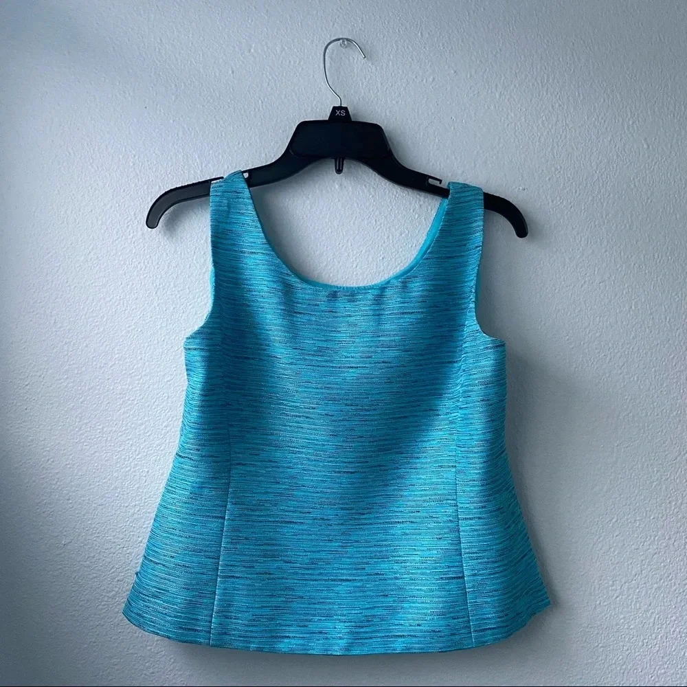 008. 2 piece set - Blazer and Matching Tank Top - Picture 7 of 16